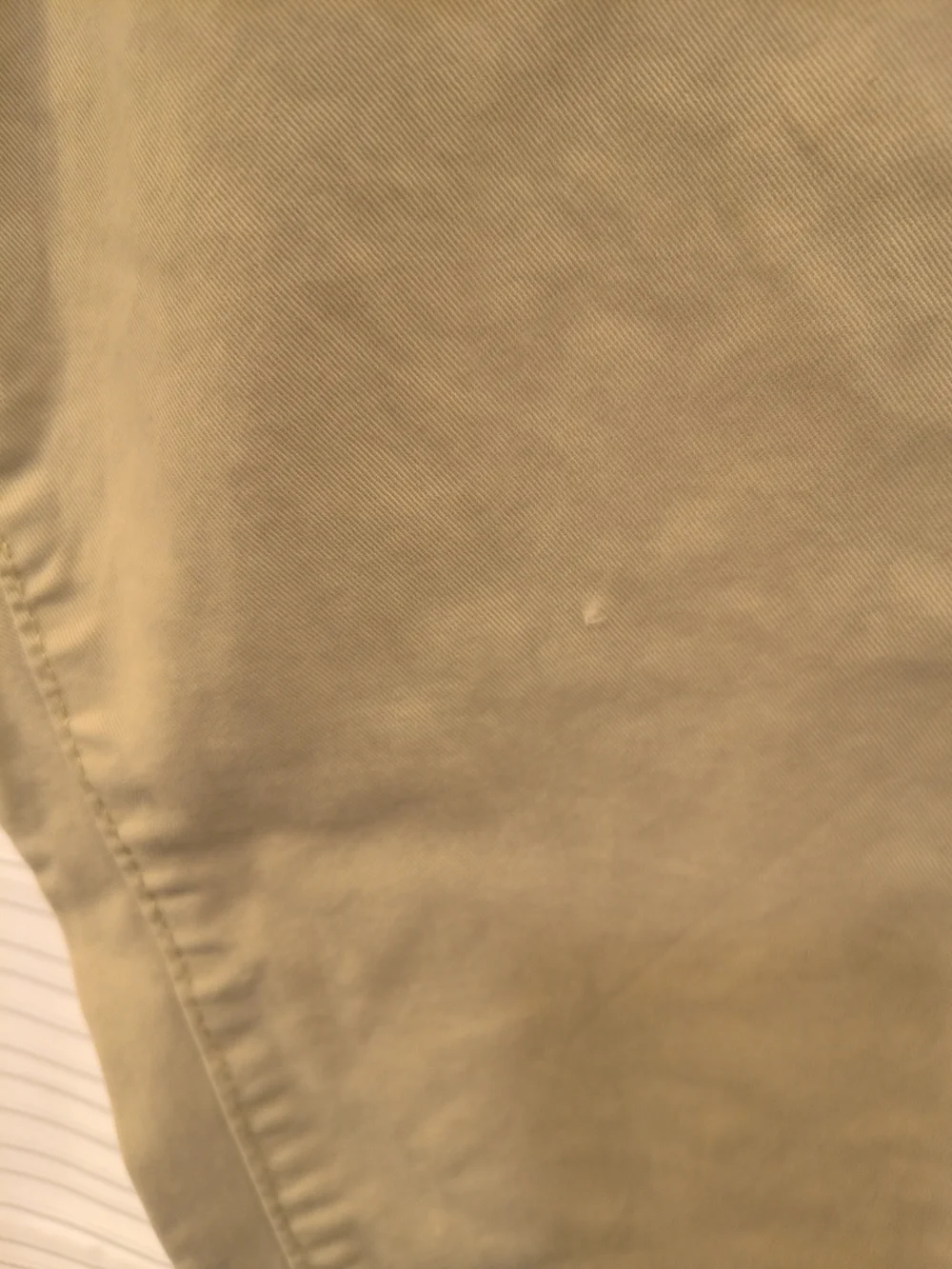 Aeropostale Men's Light Khaki Chino Pants